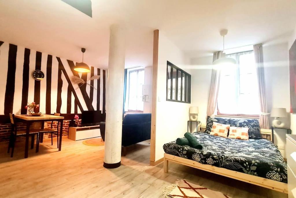 Chic Et Normand, Parking Facile, Wifi Hd Apartment ปองต์-เอาเดแมร์ ภายนอก รูปภาพ